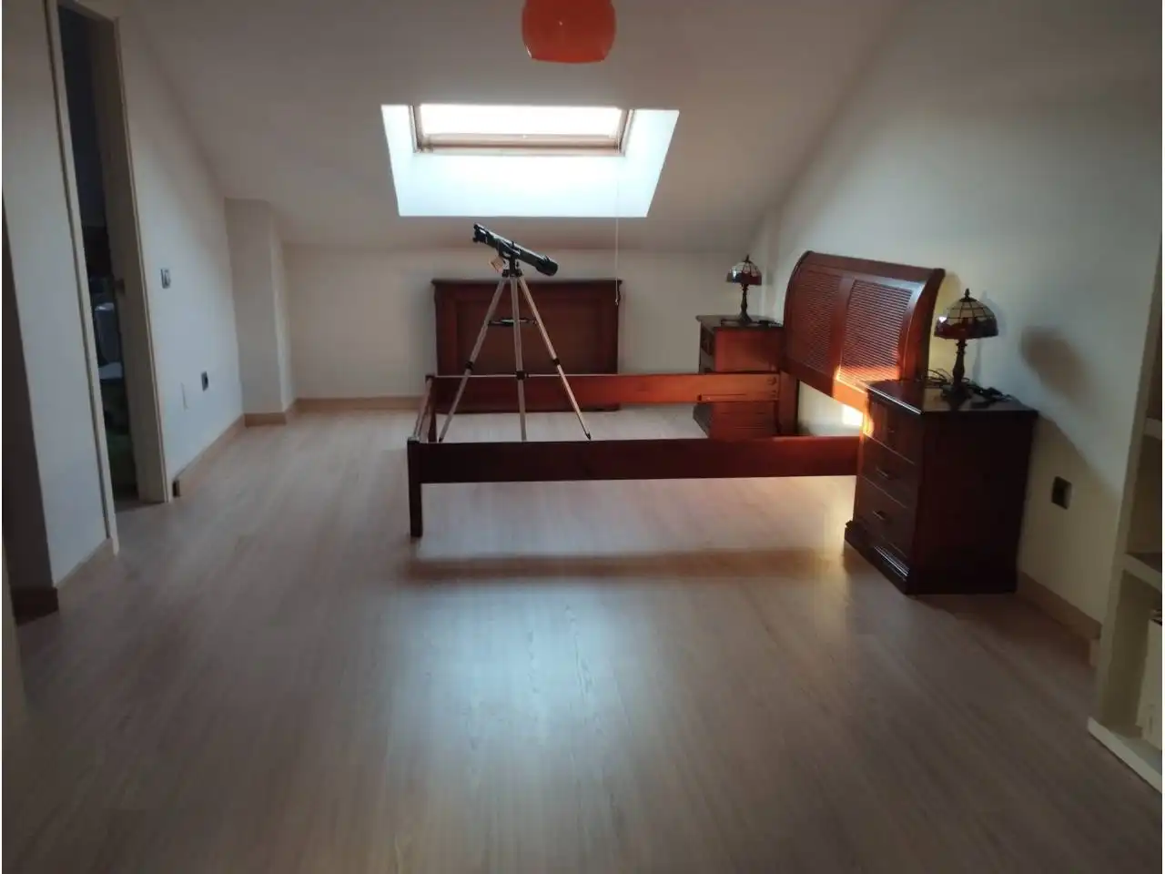 Habitación de Casa adosada en venta en Ciudad Real con Aire acondicionado, Calefacción y Jardín privado