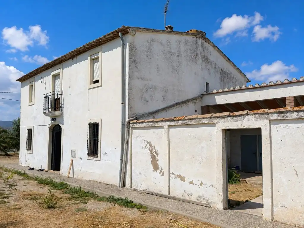 Casa en alquiler en Barrio Rovira Roja