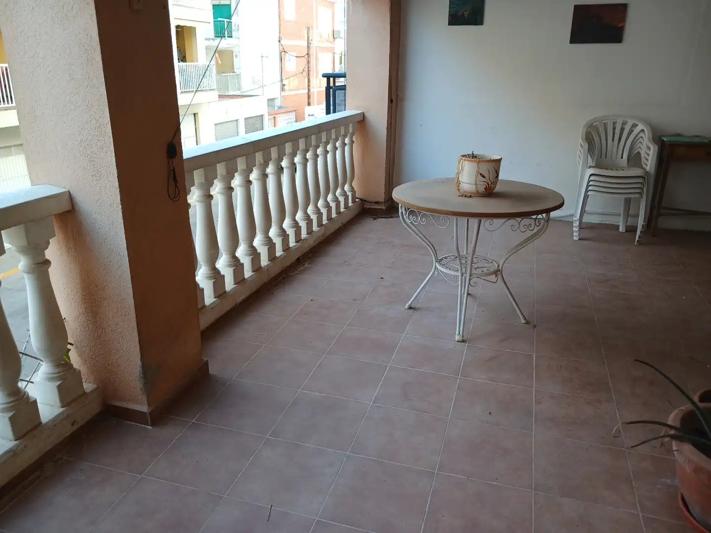 Apartment for sale in Carrer Peruga 100, imagen 2