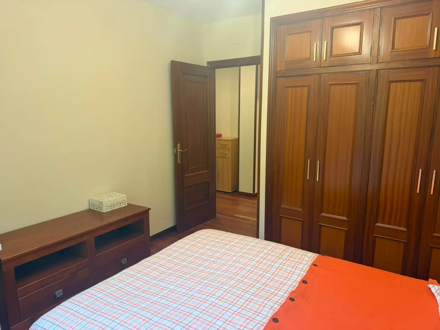 Habitación de Piso de alquiler en Lugo con Calefacción, Terraza y Amueblado
