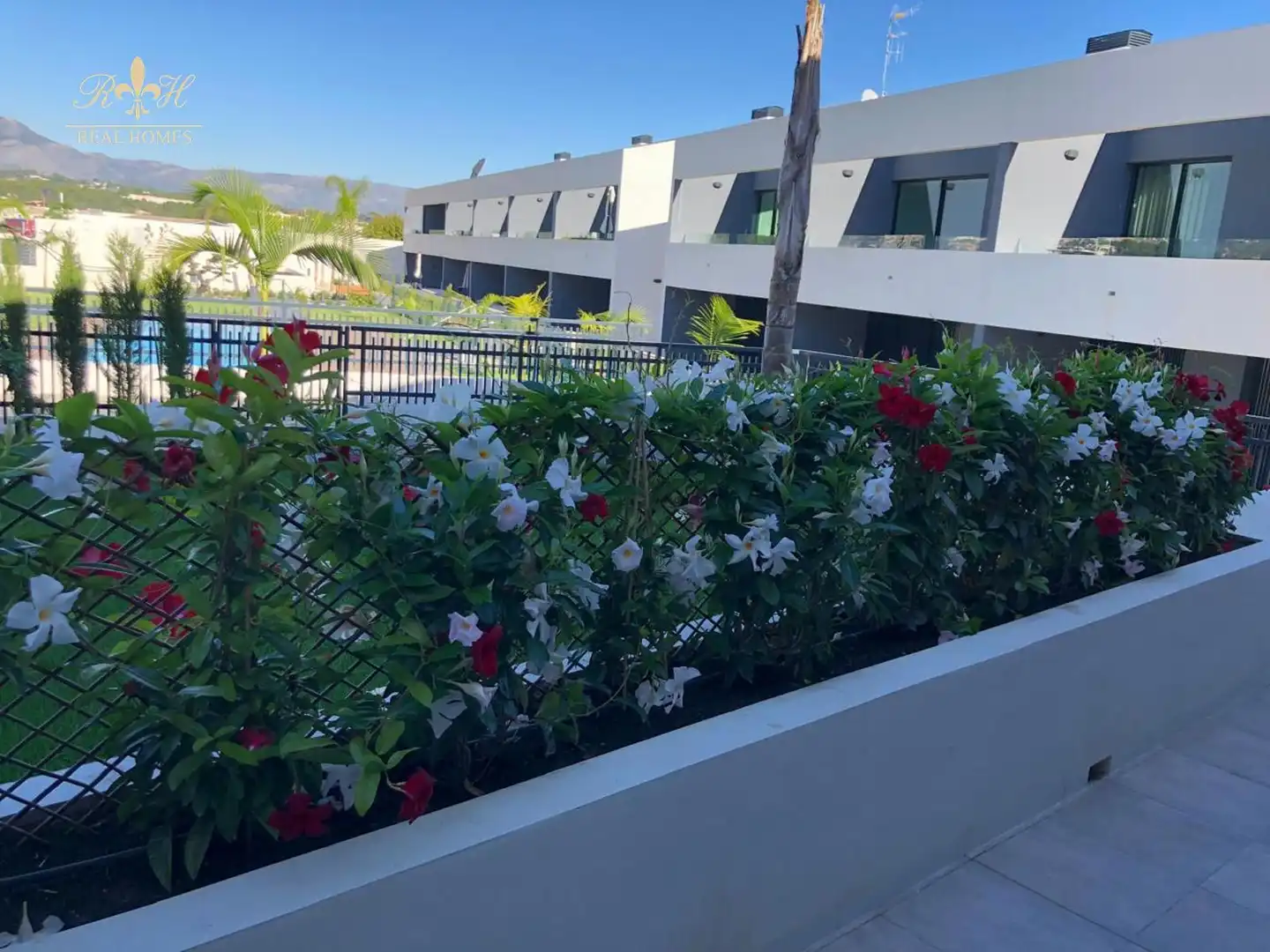 Terrace of Detached homes for sale in L'Alfàs del Pi  with Air Conditioner, Heating and Private garden