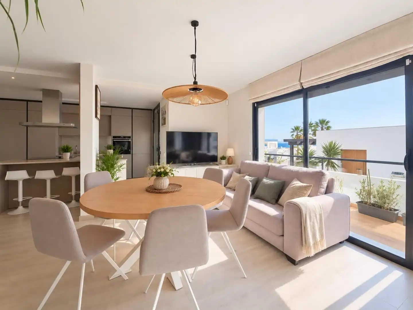 Sala de estar de Piso en venta en Mojácar con Aire acondicionado, Terraza y Piscina comunitaria
