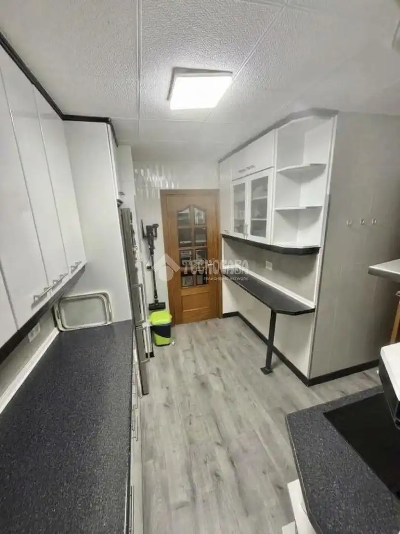 Piso en venta en La Serna