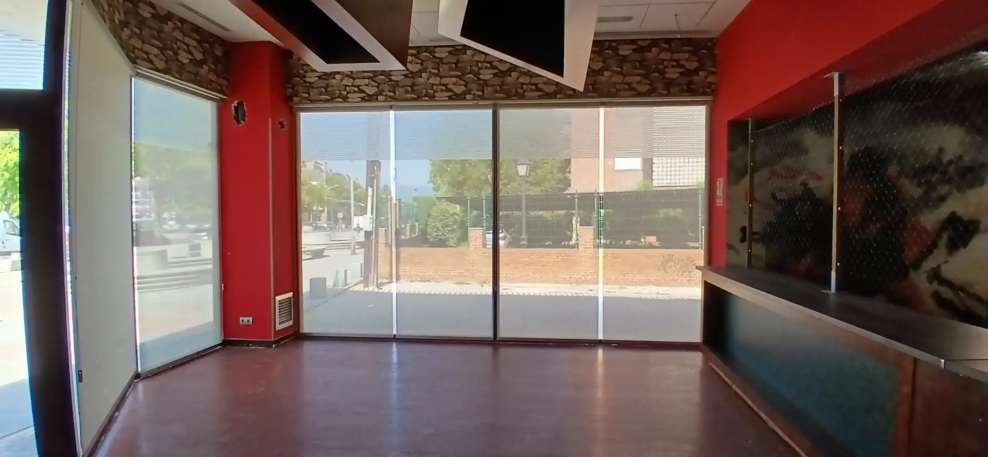 Local de alquiler en Collado Villalba con Terraza