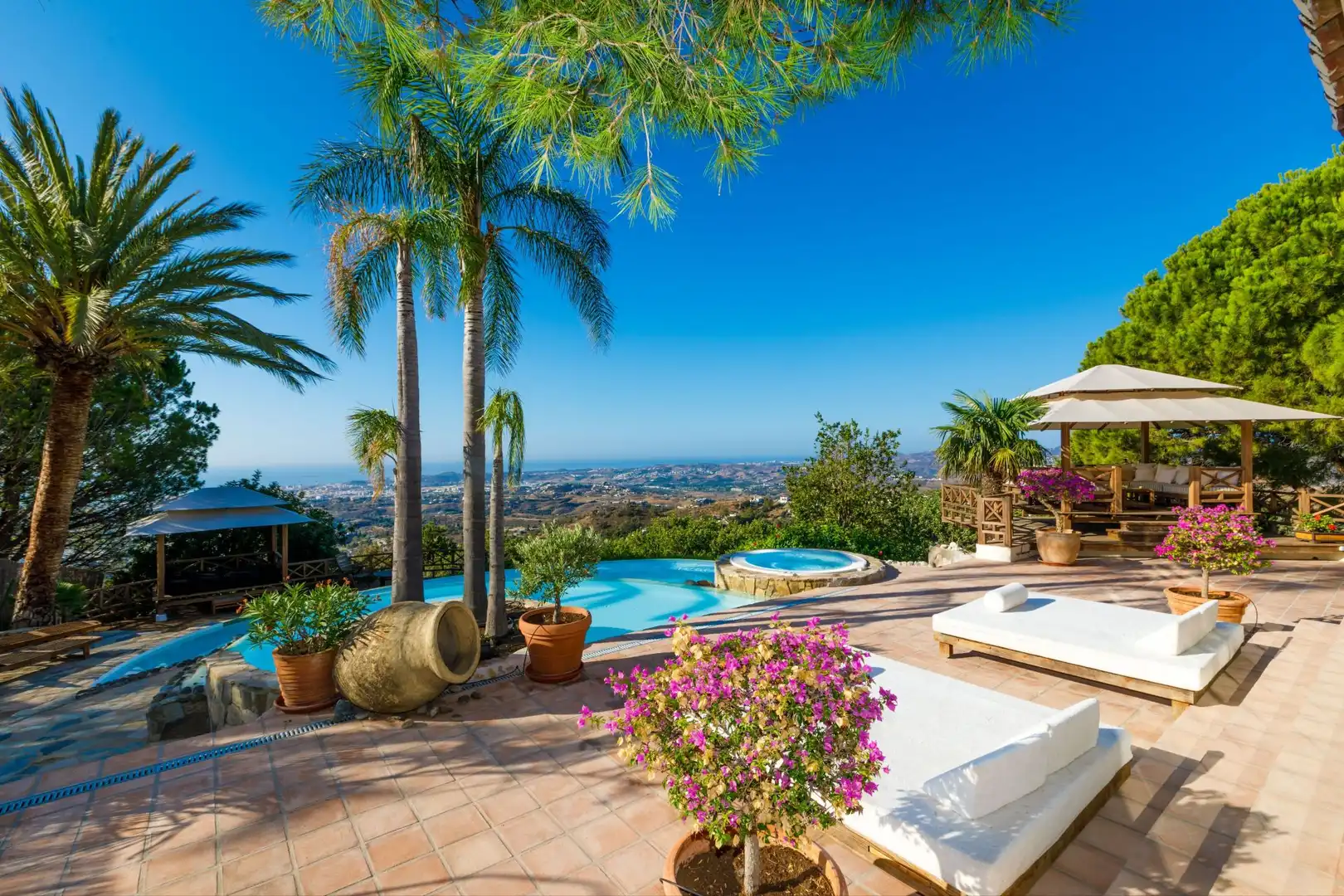 Vistas, vistas, vistas una villa en Mijas simplemente impresionante., imatge 5