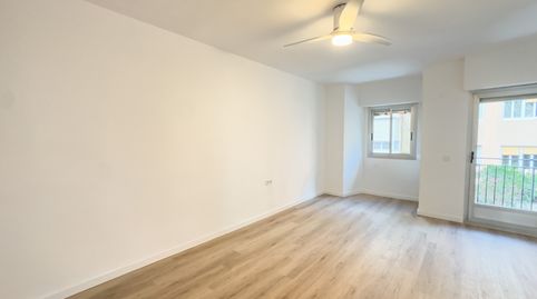 Foto 2 von Wohnung zur Miete in Benalúa, Alicante / Alacant