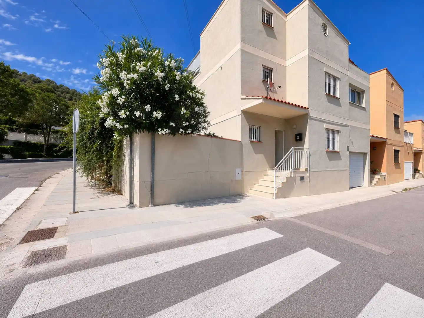 Casa amb piscina en venda a Gilet