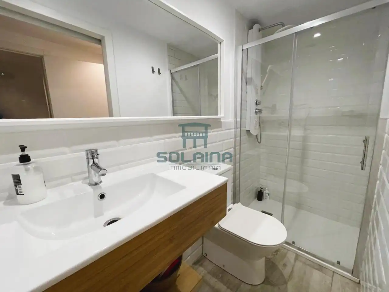 Baño de Edificio en venta en Ourense Capital 