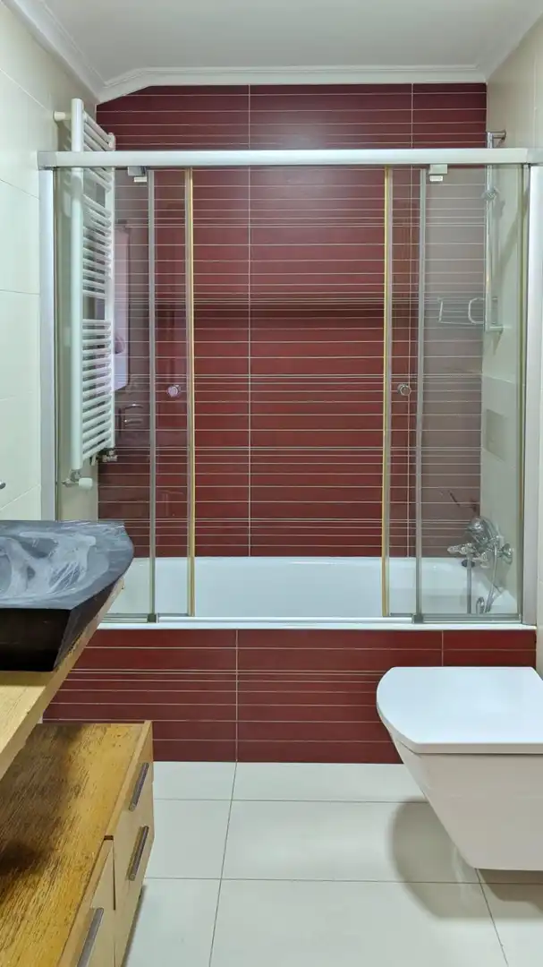 Baño de Dúplex en venta en El Astillero   con Calefacción, Terraza y Trastero