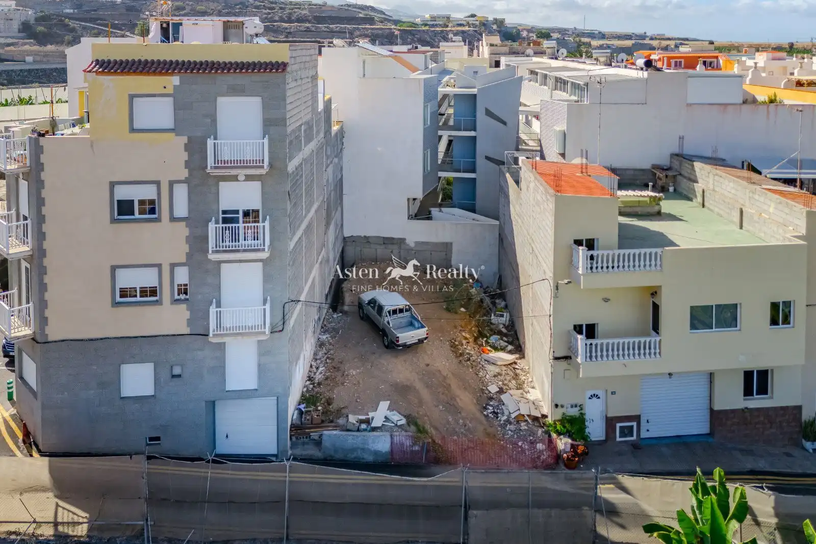 Vista exterior de Terreno en venta en Guía de Isora