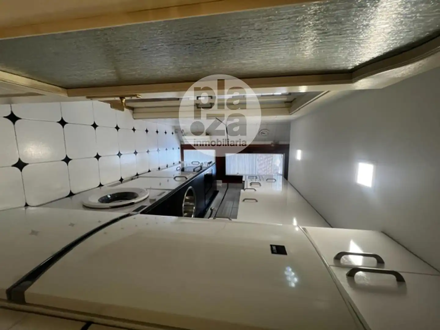 Cocina de Piso de alquiler en Burgos con Calefacción, Terraza y Amueblado