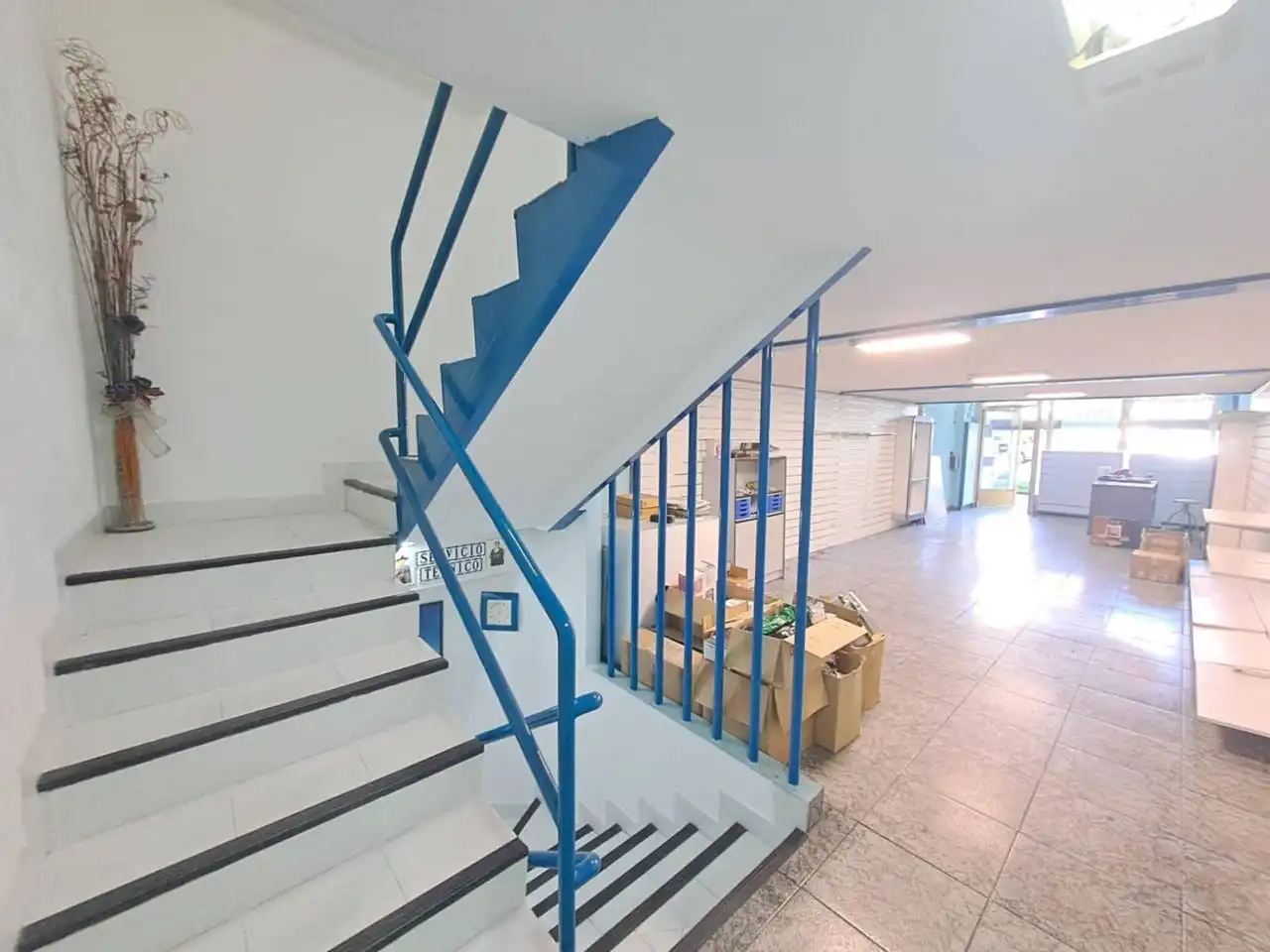 Local comercial en venta en Avenida CANTABRIA, imagen 13