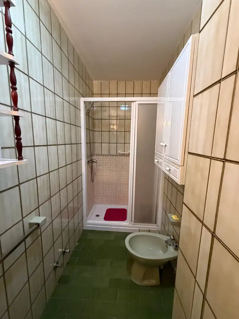 Bathroom of Flat for sale in Úbeda  with Air Conditioner, Heating and Storage room