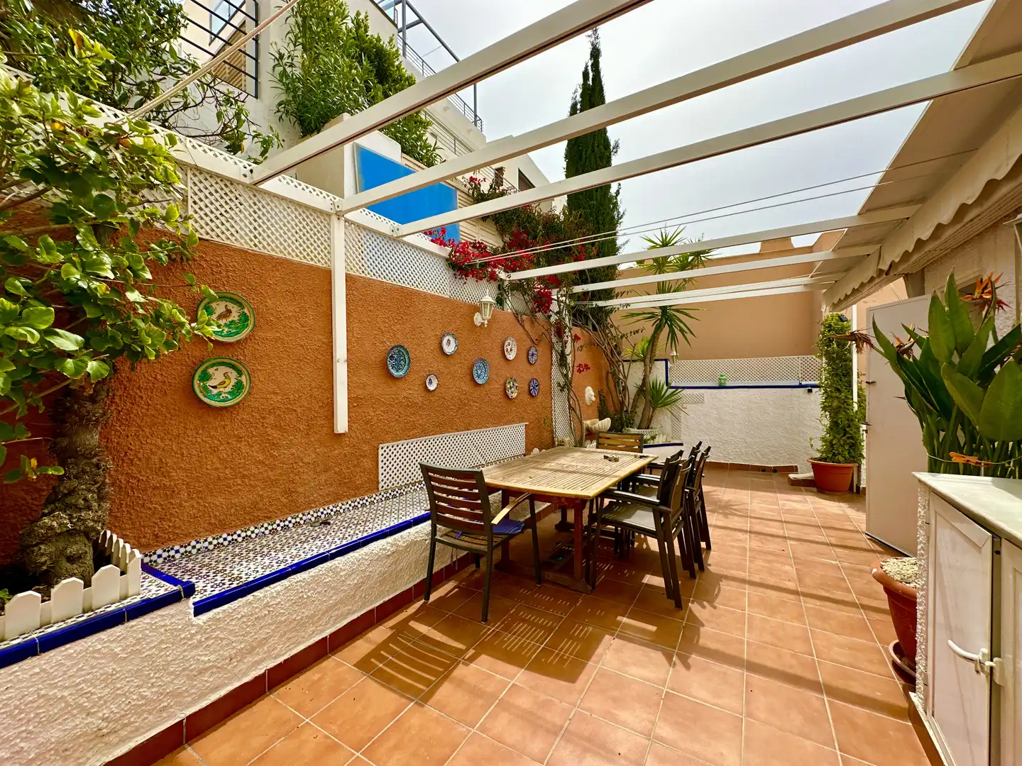 Houses for sale in Calle Montemar, San José