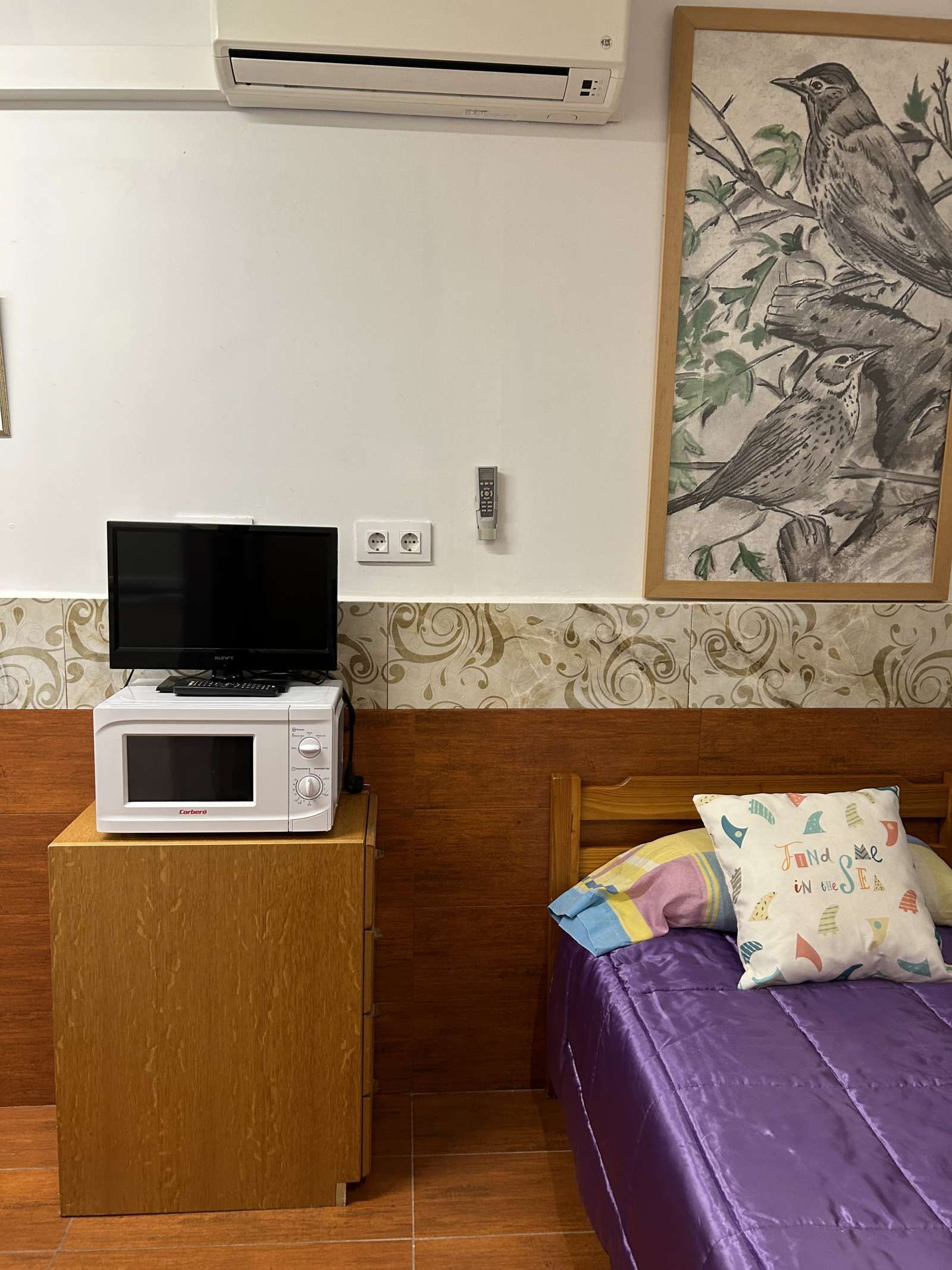 Bedroom of Study to share in L'Hospitalet de Llobregat  with Air Conditioner, Heating and Terrace