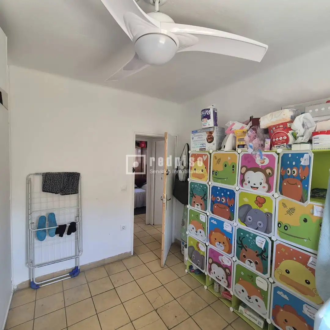 Bedroom of Flat for sale in Sevilla  with Air Conditioner and Terrace