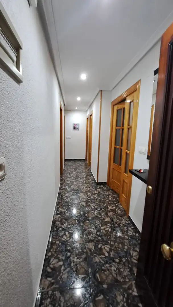 Wohnung zur Miete in Murcia mit Heizung, Abstellraum und Möbliert