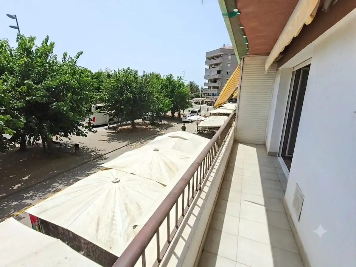 Terrasse von Wohnung zum Verkauf in Pineda de Mar mit Klimaanlage und Heizung