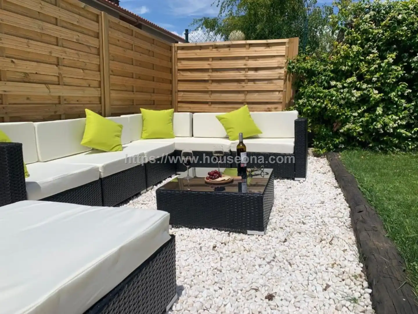 Terraza de Casa adosada en venta en Laguardia con Calefacción, Terraza y Amueblado