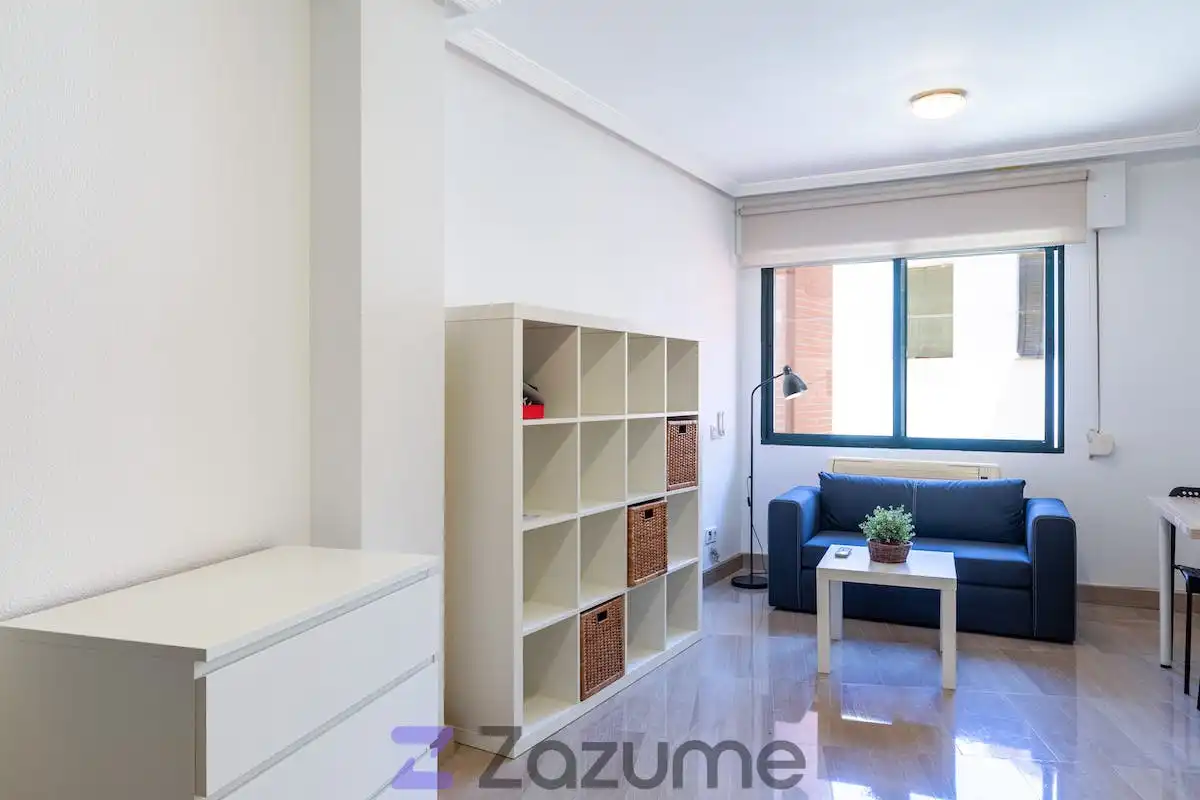 Wohnung zur Miete in C. de Leganitos, Palacio