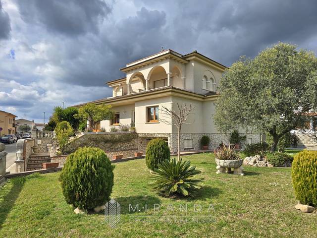 Casa-chalet en Venta en Avinguda Mossèn Pere Ribot en Breda