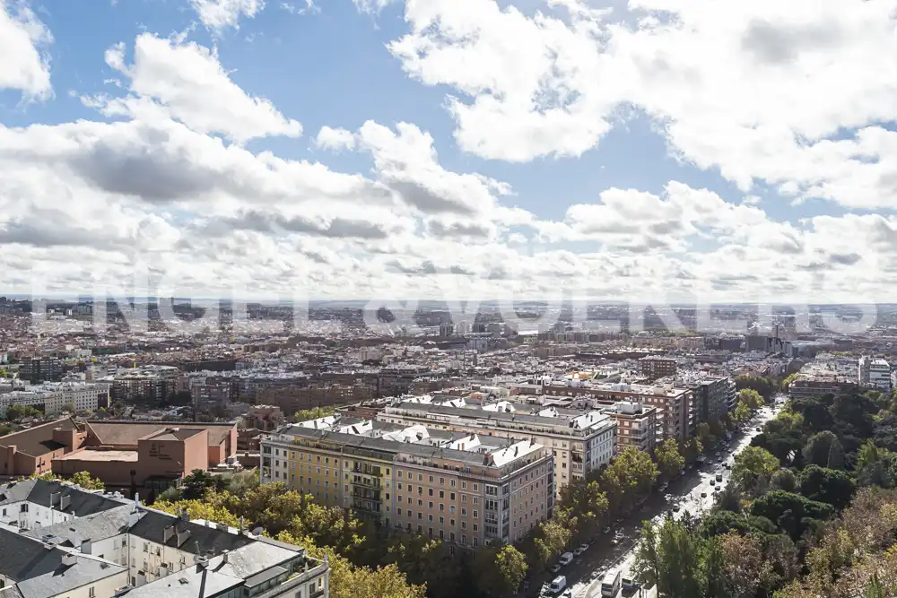 Vista exterior de Casa o chalet en venta en Madrid con Calefacción y Jardín privado