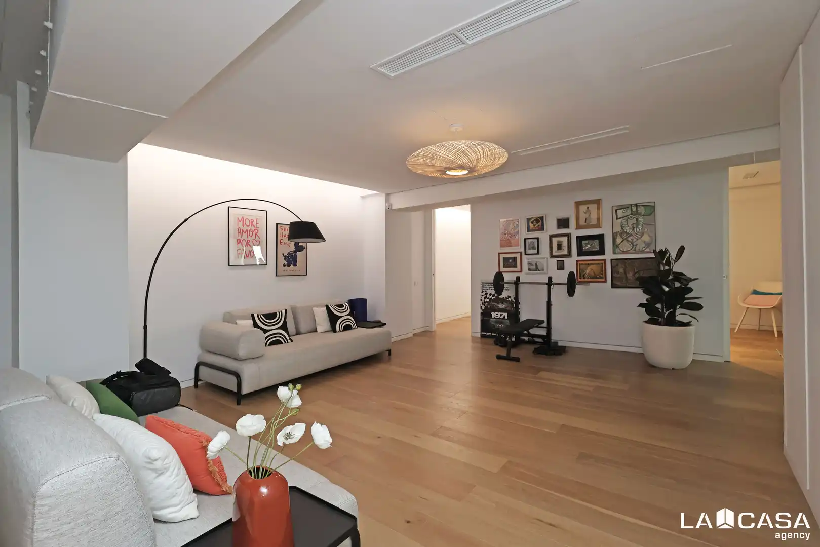 Sala d'estar de Dúplex en venda en Barcelona amb Terrassa i Piscina
