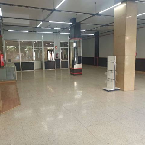 Local comercial en Alquiler en Camí de Tarragona en Llevant