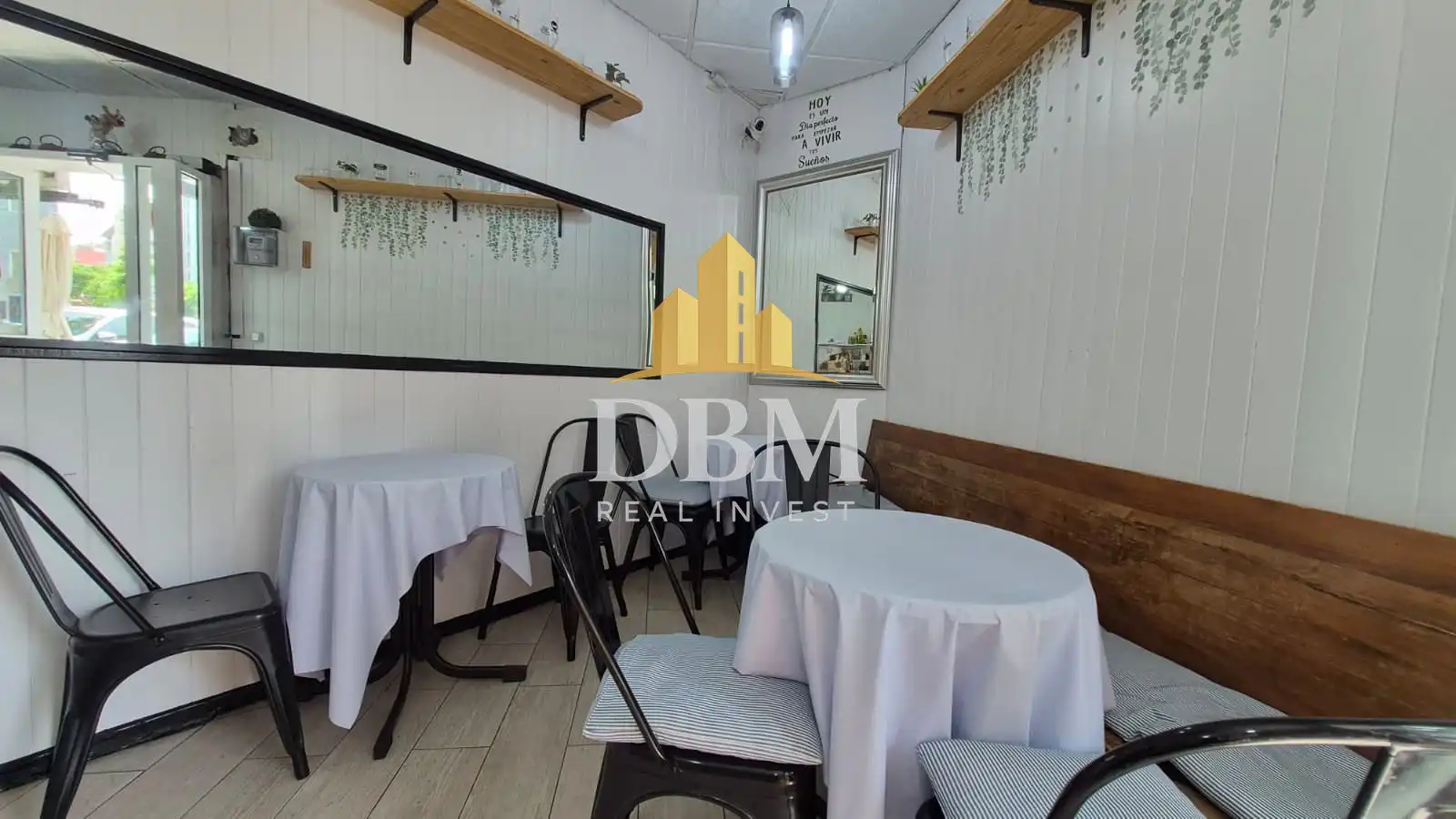 Commercial properties for transfer in Barcelona  with Air Conditioner, Terrace and Furnished