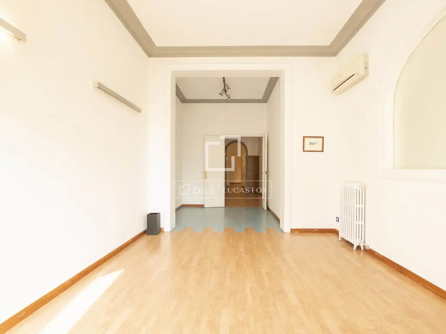 Living room of Flat for sale in Barcelona  with Air Conditioner and Heating
