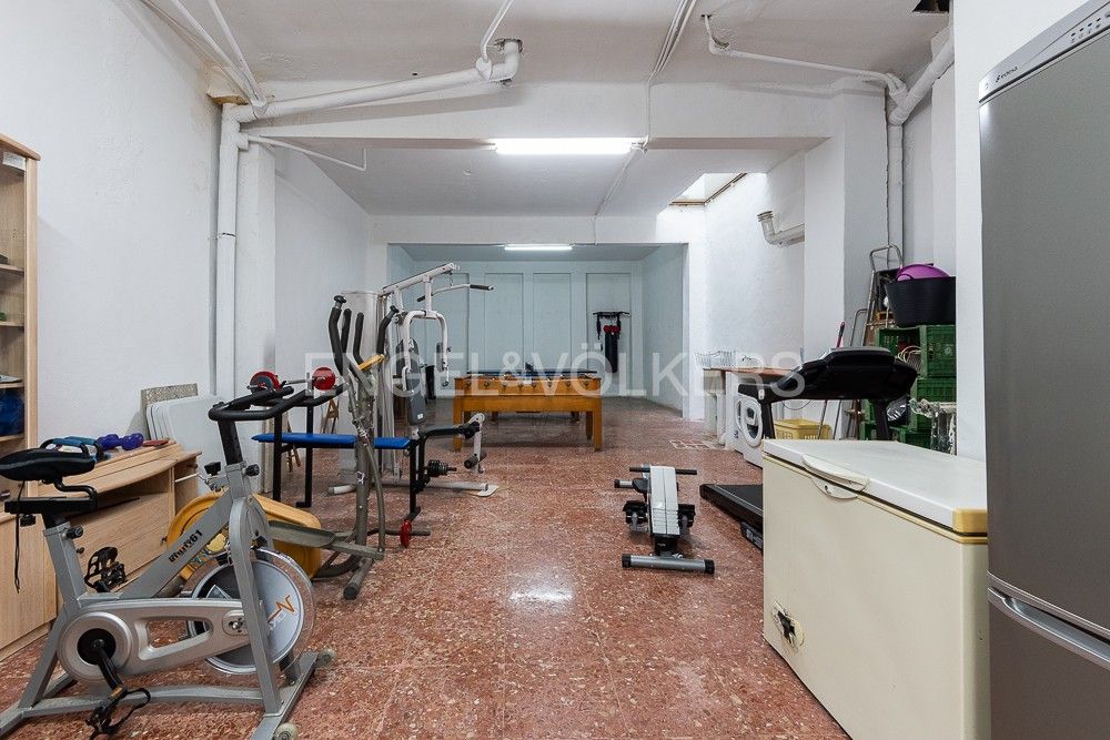 House or chalet for sale in Algemesí  with Air Conditioner, Heating and Furnished