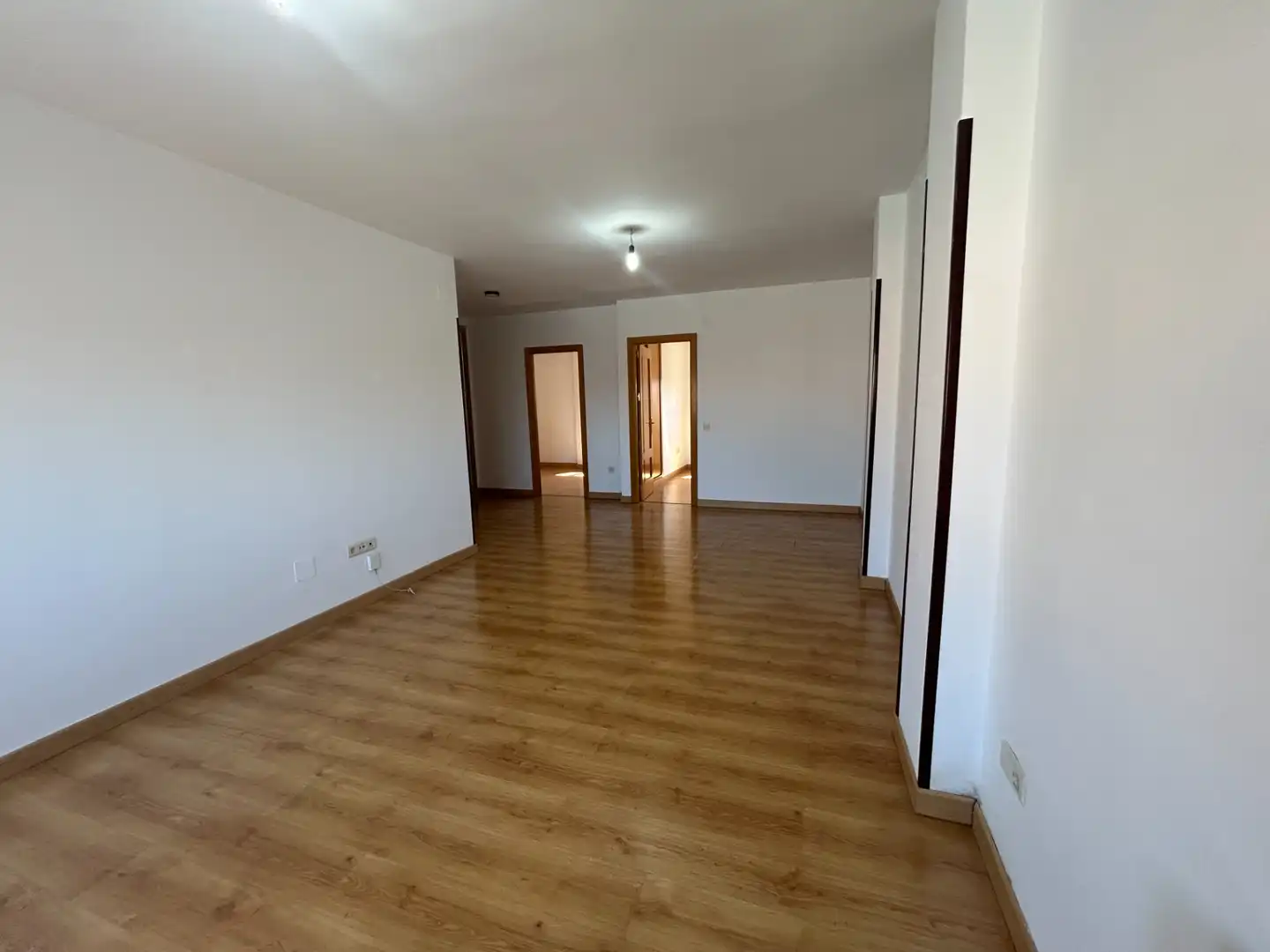 Sala d'estar de Pis en venda en Navas del Rey amb Calefacció, Traster i Forn