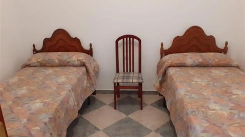 Foto 2 de Casa adosada en venda a Calle Nueva, 16, El Almendro, Huelva