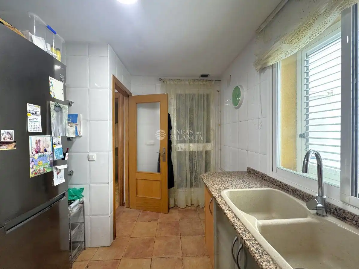 Cuina de Casa o xalet en venda en Sot de Ferrer amb Calefacció, Terrassa i Traster