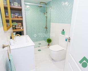 Bathroom of Flat for sale in Algeciras  with Storage room and Balcony