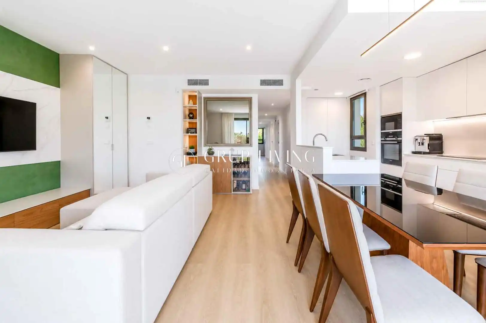 Vista exterior de Piso de alquiler en Sitges con Calefacción, Jardín privado y Terraza