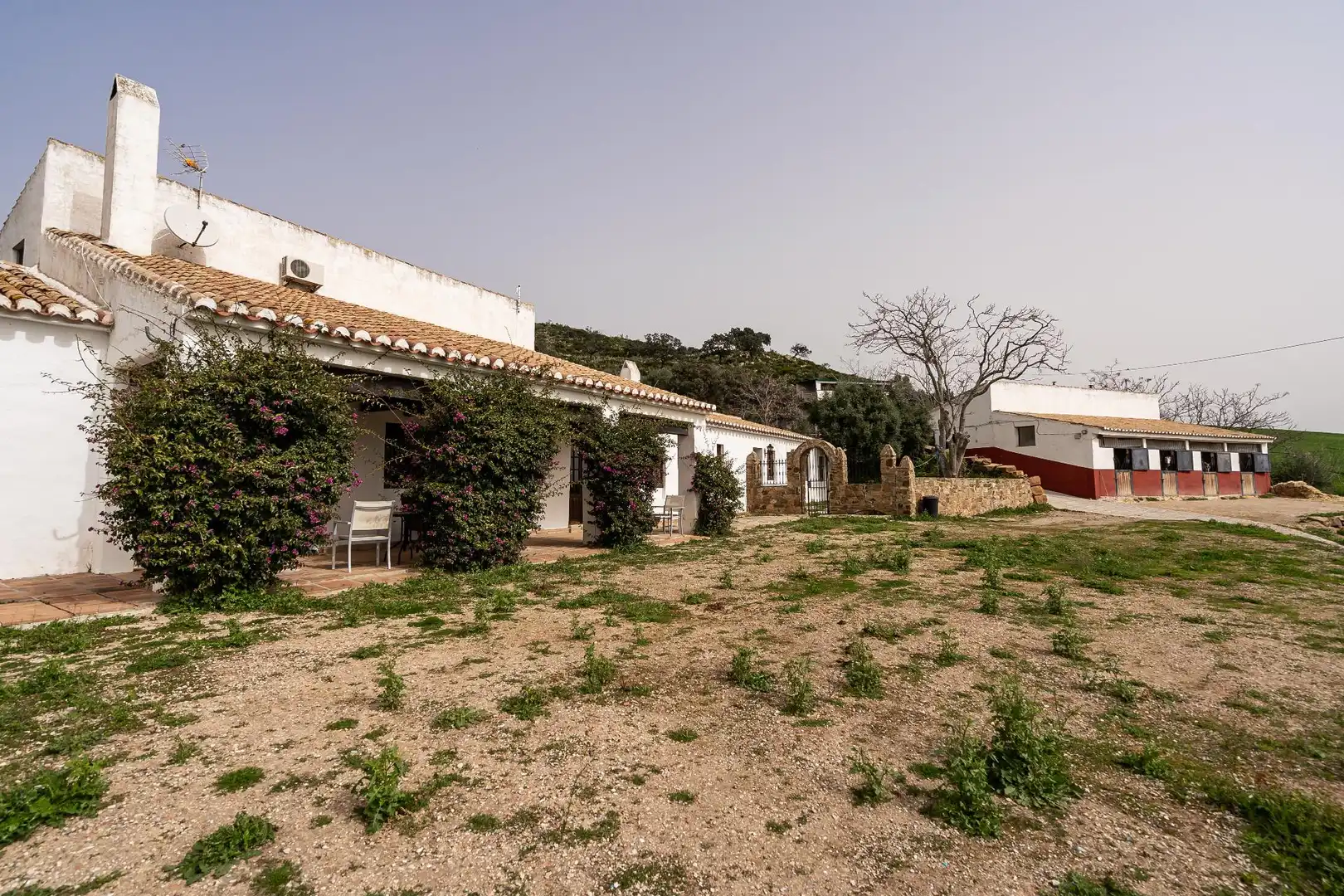 Jardín de Finca rústica en venta en Villanueva de la Concepción con Terraza, Piscina y Amueblado