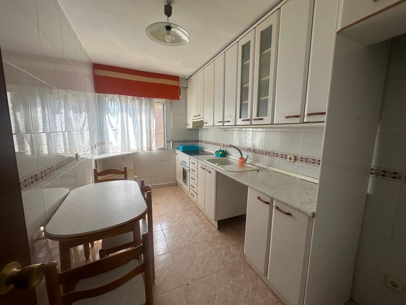 Kitchen of Flat for sale in Fuenlabrada  with Heating, Private garden and Terrace