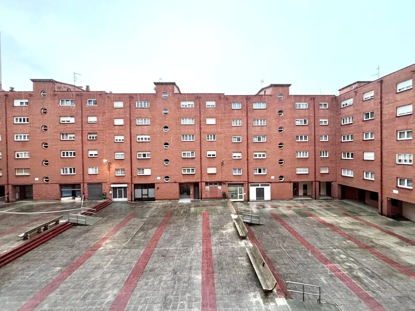 Vista exterior de Pis en venda en Gijón  amb Calefacció, Parquet i Terrassa