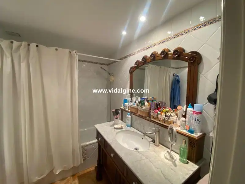 Baño de Casa adosada en venta en Os de Balaguer con Aire acondicionado, Calefacción y Jardín privado