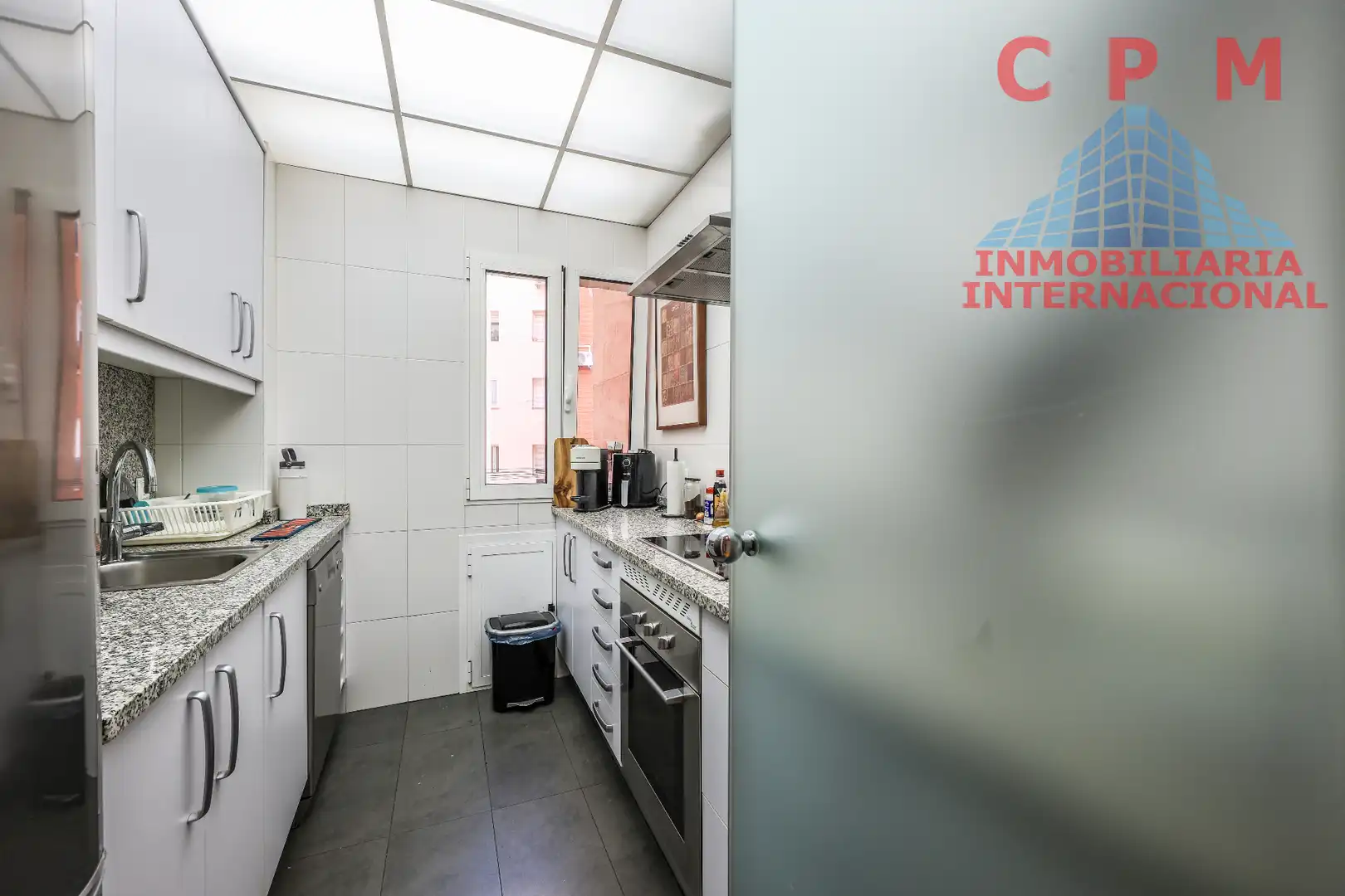 Küche von Wohnung zur Miete in Madrid mit Klimaanlage, Heizung und Parkett