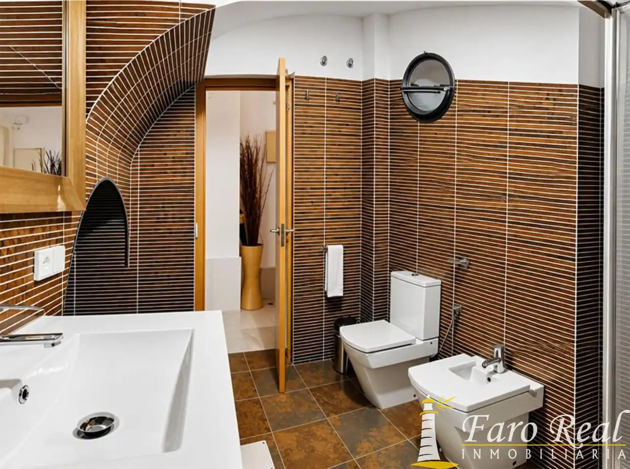 Bathroom of Study for rent in Sanlúcar de Barrameda  with Furnished