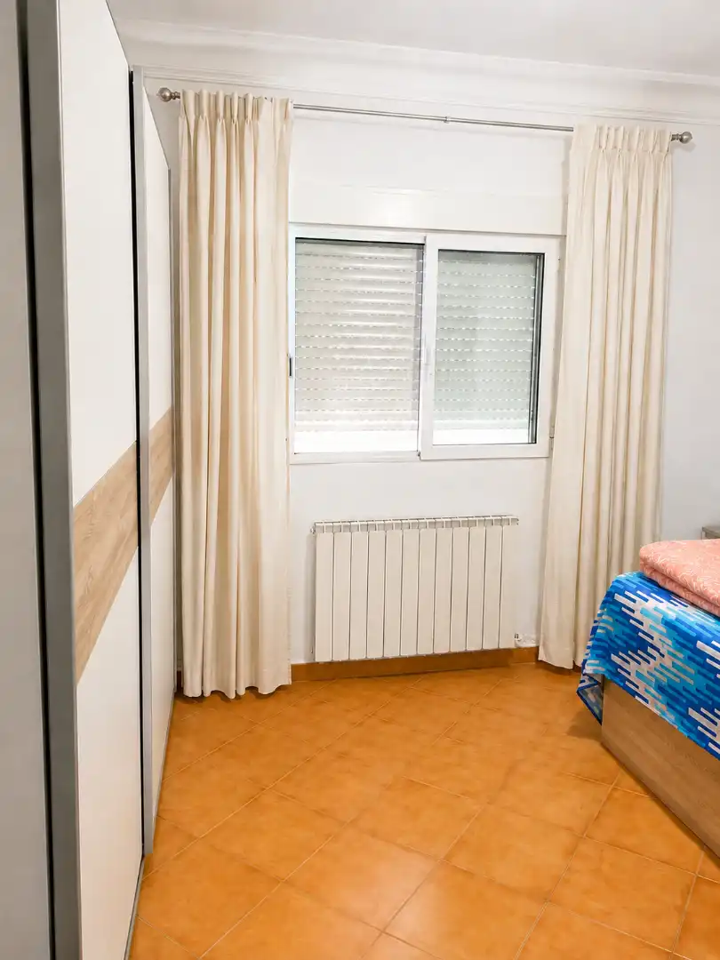 Habitación de Piso en venta en Zaragoza con Amueblado, Horno y Lavadora