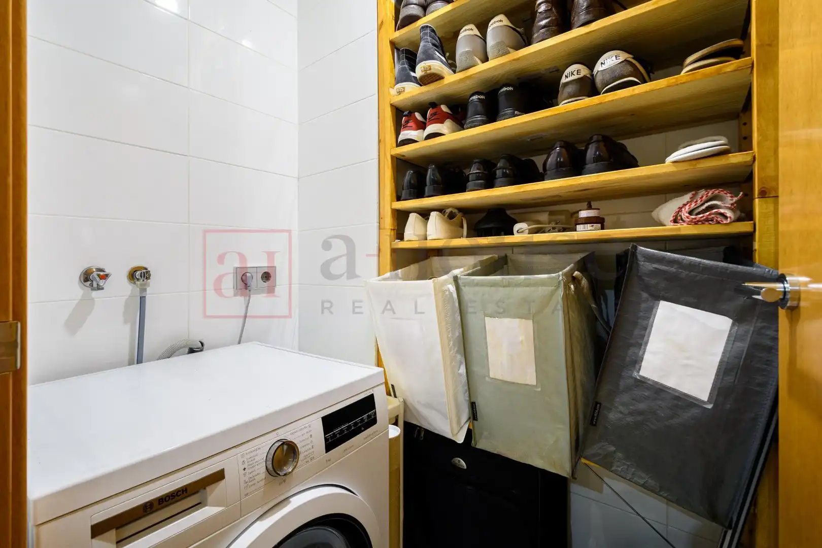 Piso con terraza en venta en Carrer de Girona, imagen 26