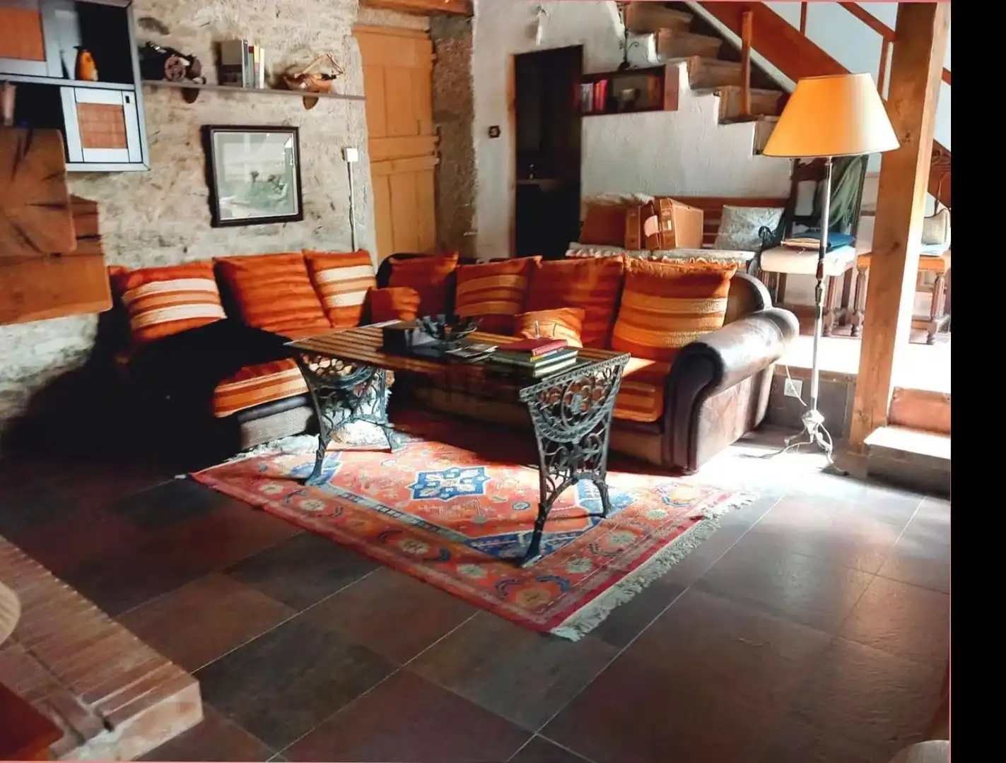 Sala d'estar de Casa o xalet en venda en Begonte amb Jardí privat i Moblat