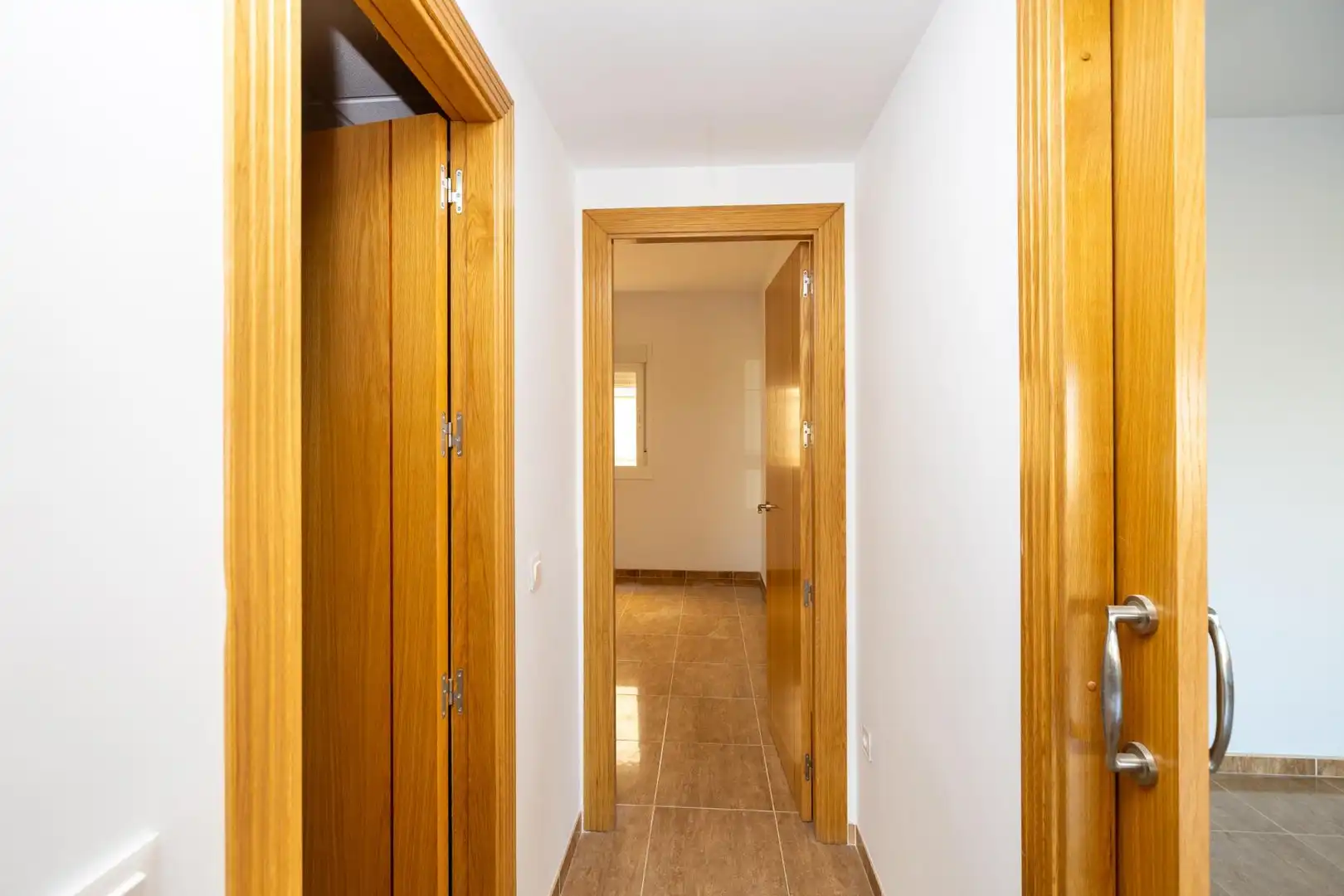Piso en venta en Roquetas de Mar con Calefacción, Terraza y Balcón