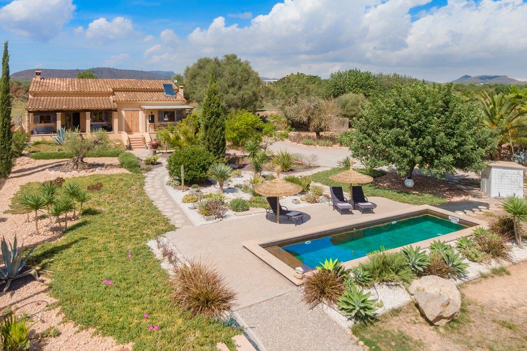 Garden of Country house for sale in Campos  with Air Conditioner, Heating and Private garden