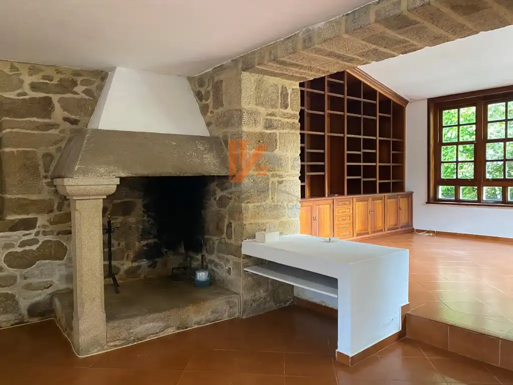 Sala de estar de Casa o chalet en venta en Brión con Jardín privado, Trastero y Horno