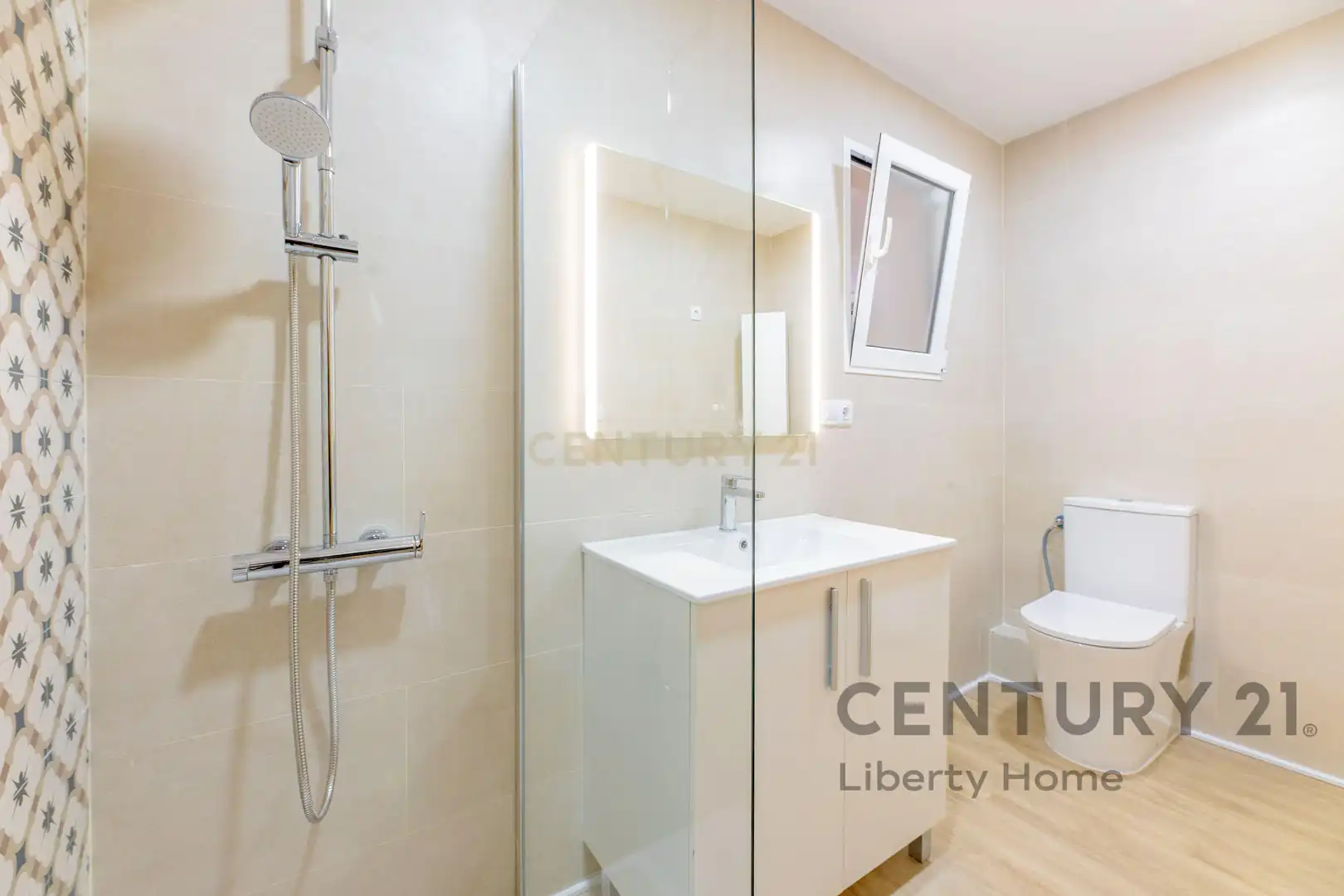 Bany de Apartament en venda en Alfafar