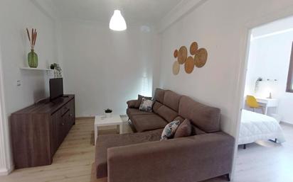 Living room of Flat for sale in  Valencia Capital  with Air Conditioner